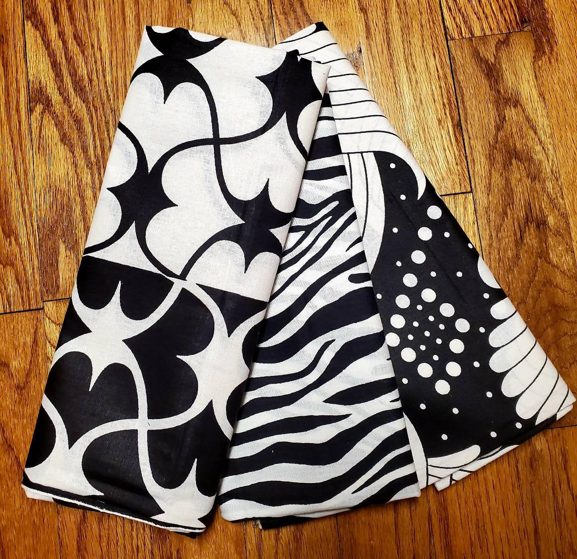 African Print Ankara Fabrics Kente Family/Black & White 1YD or Bulk.