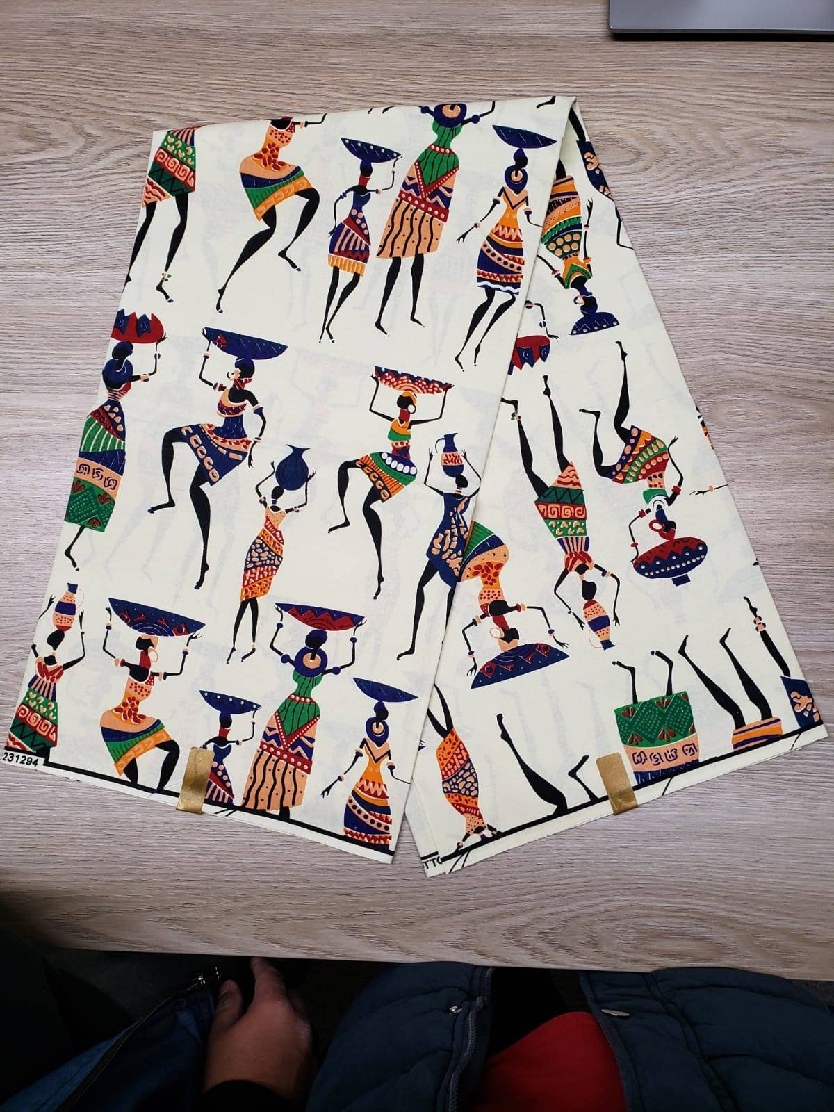 Abstract Women Art Fabric 6 Yards, 100% Cotton.