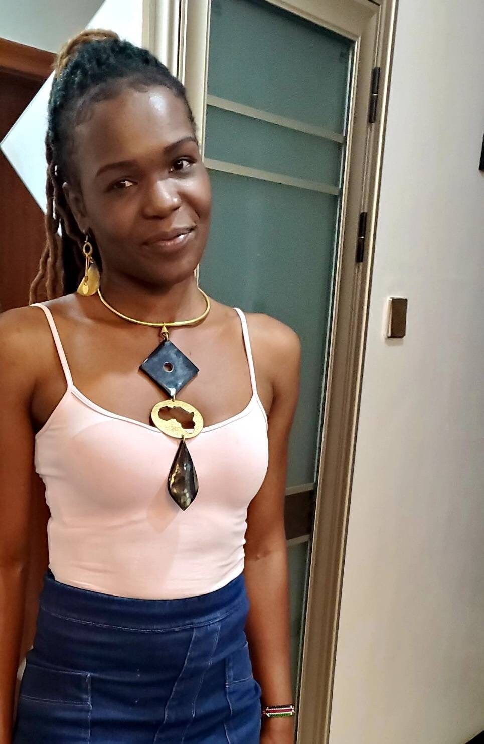 Dangling Chunky Horn Necklace Handcrafted.