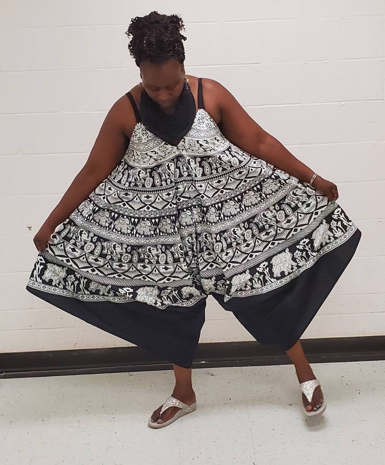African Jumpsuit/Bohemian Jumpsuit/Black and White Free size.