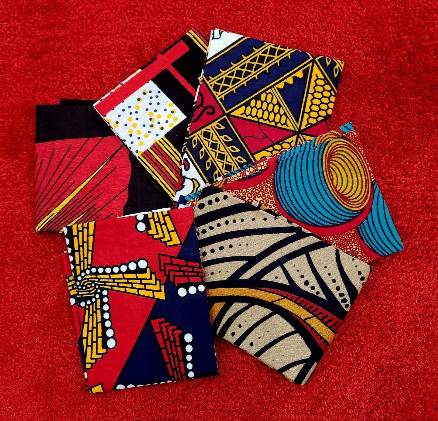 Fat Quarter African Print Ankara/Reds/Black & White/mixed in bundles of 4 or 6.