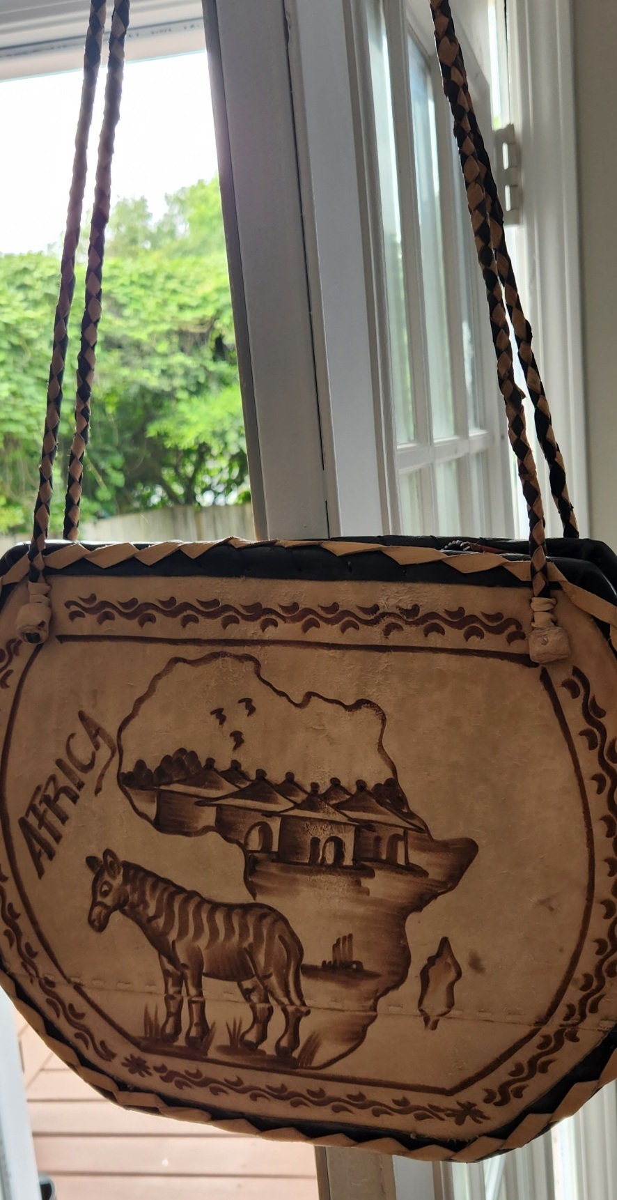 Burkina Rafia Purse/African Rafia Bag/ Burkina Flat Bottom Bag. Front Leather Art and Zipper Closure.