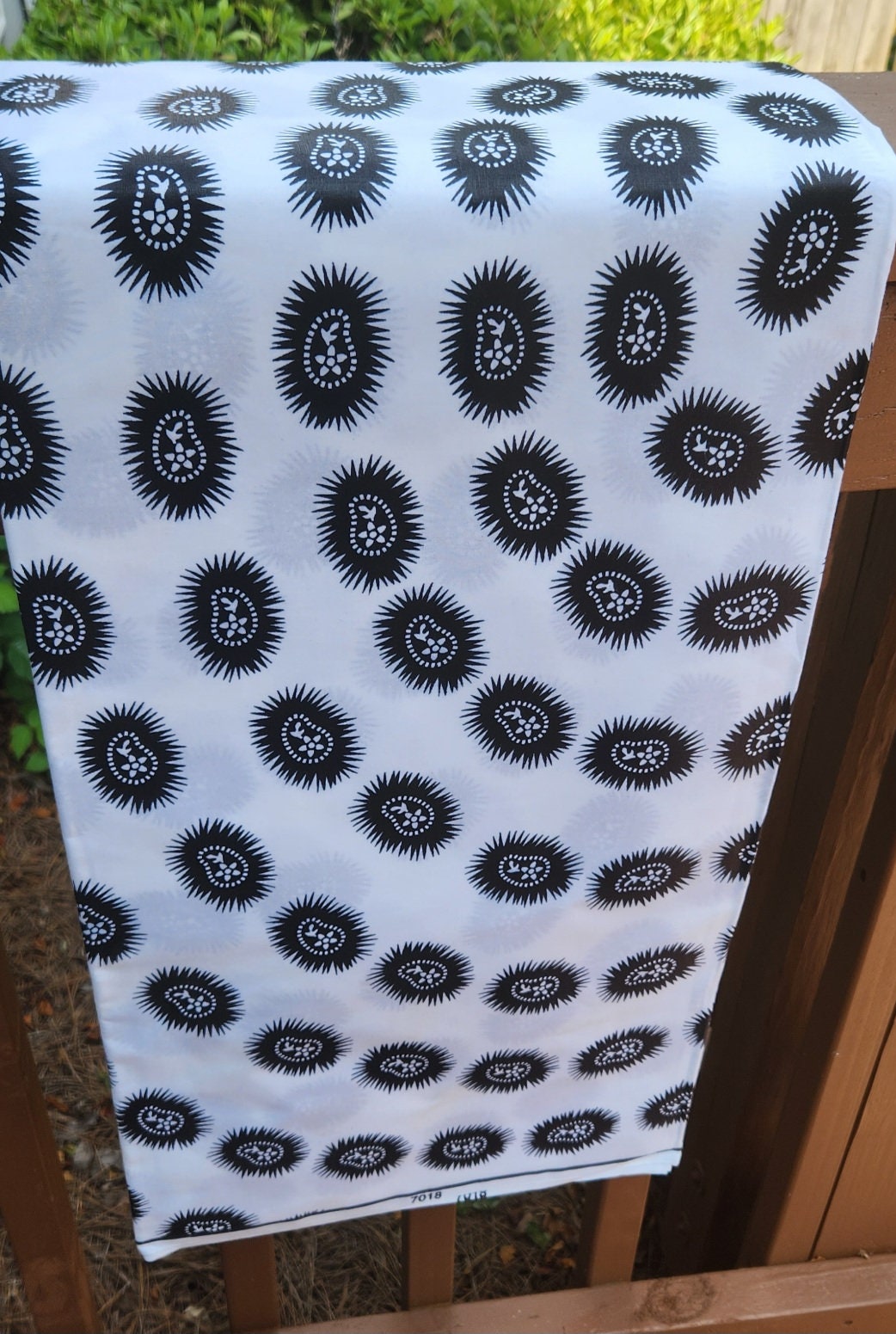 Black and White African Print Fabric/ 100% Cotton Ankara/sold by 6 Yards.