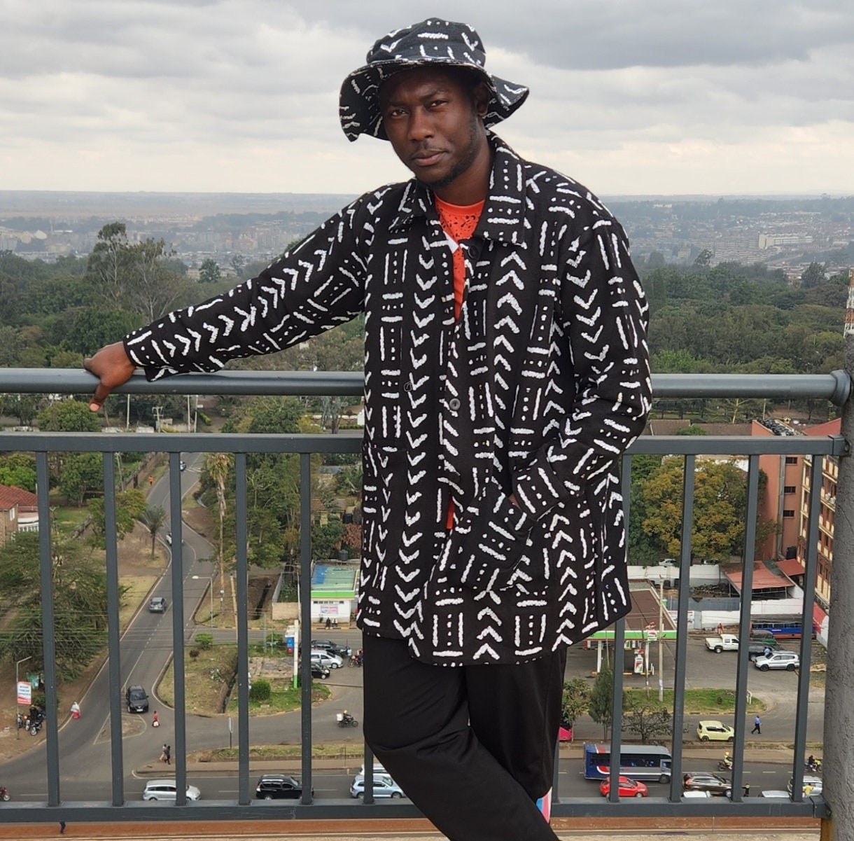 Plus size Mud Cloth Shirt/Black and White Mudcloth Shirt/Oversize Jacket. One size fits upto L-XL.