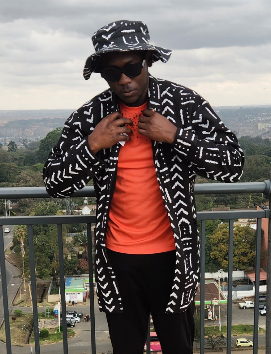 Plus size Mud Cloth Shirt/Black and White Mudcloth Shirt/Oversize Jacket. One size fits upto L-XL.