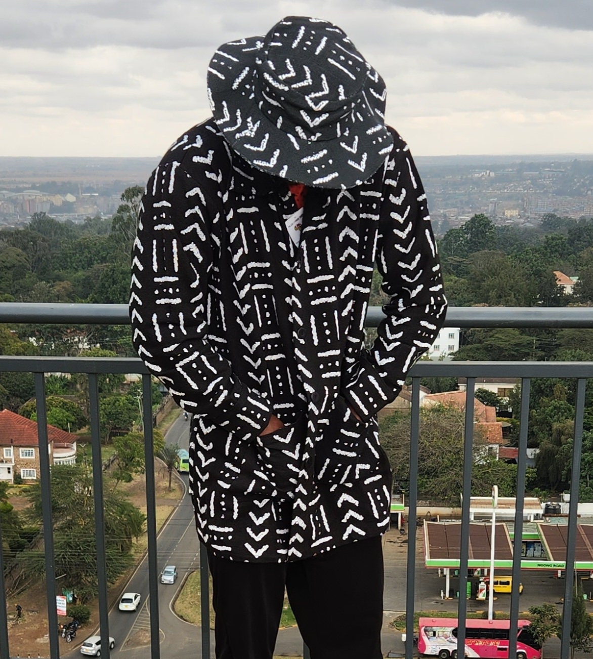 Plus size Mud Cloth Shirt/Black and White Mudcloth Shirt/Oversize Jacket. One size fits upto L-XL.