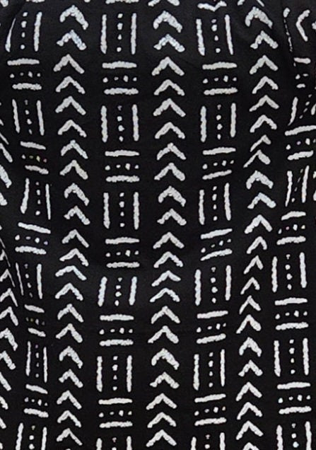 Plus size Mud Cloth Shirt/Black and White Mudcloth Shirt/Oversize Jacket. One size fits upto L-XL.