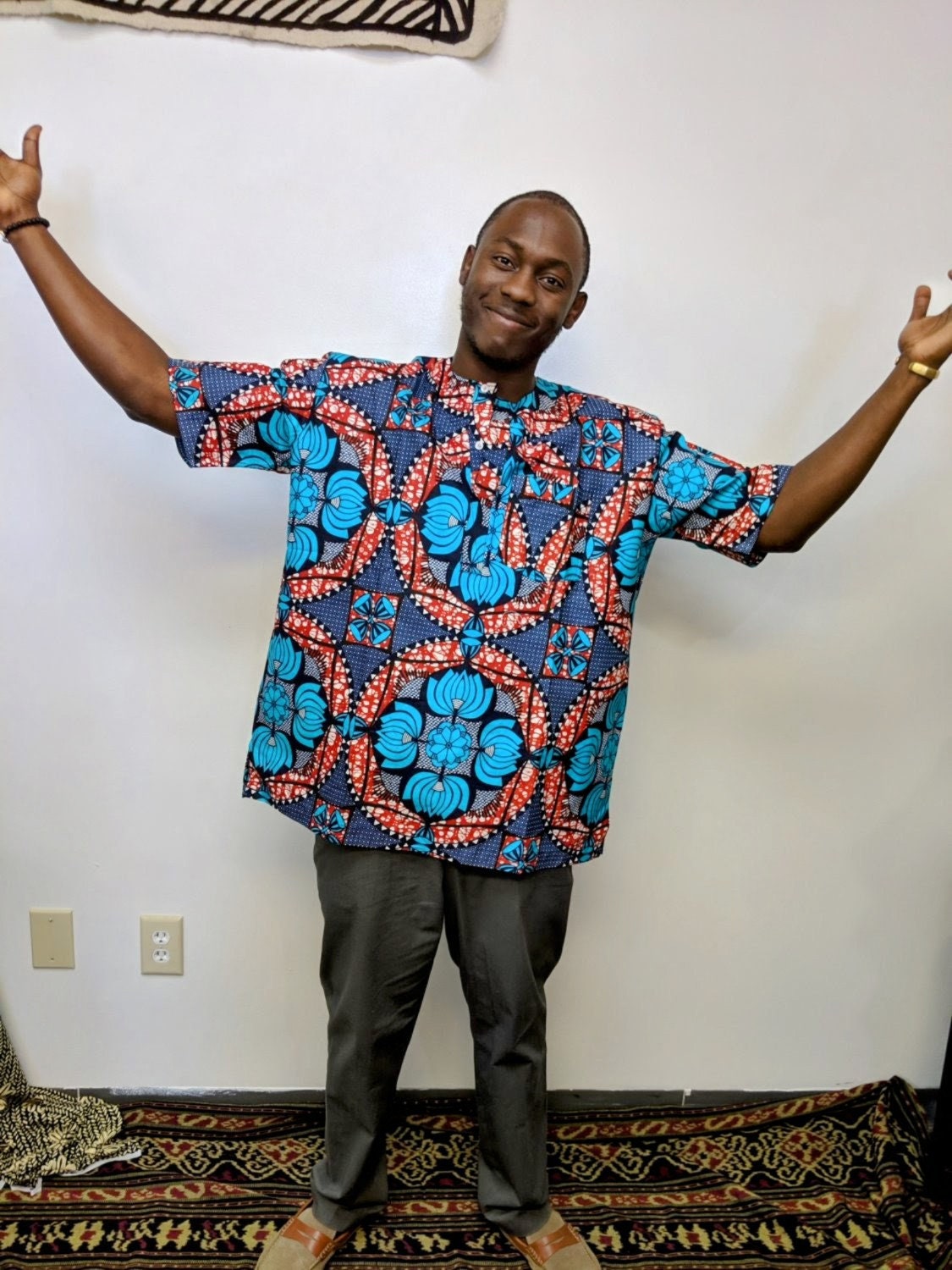 Teal Floral African Print Shirt,/Big & Tall Men size Chest 52"x33".