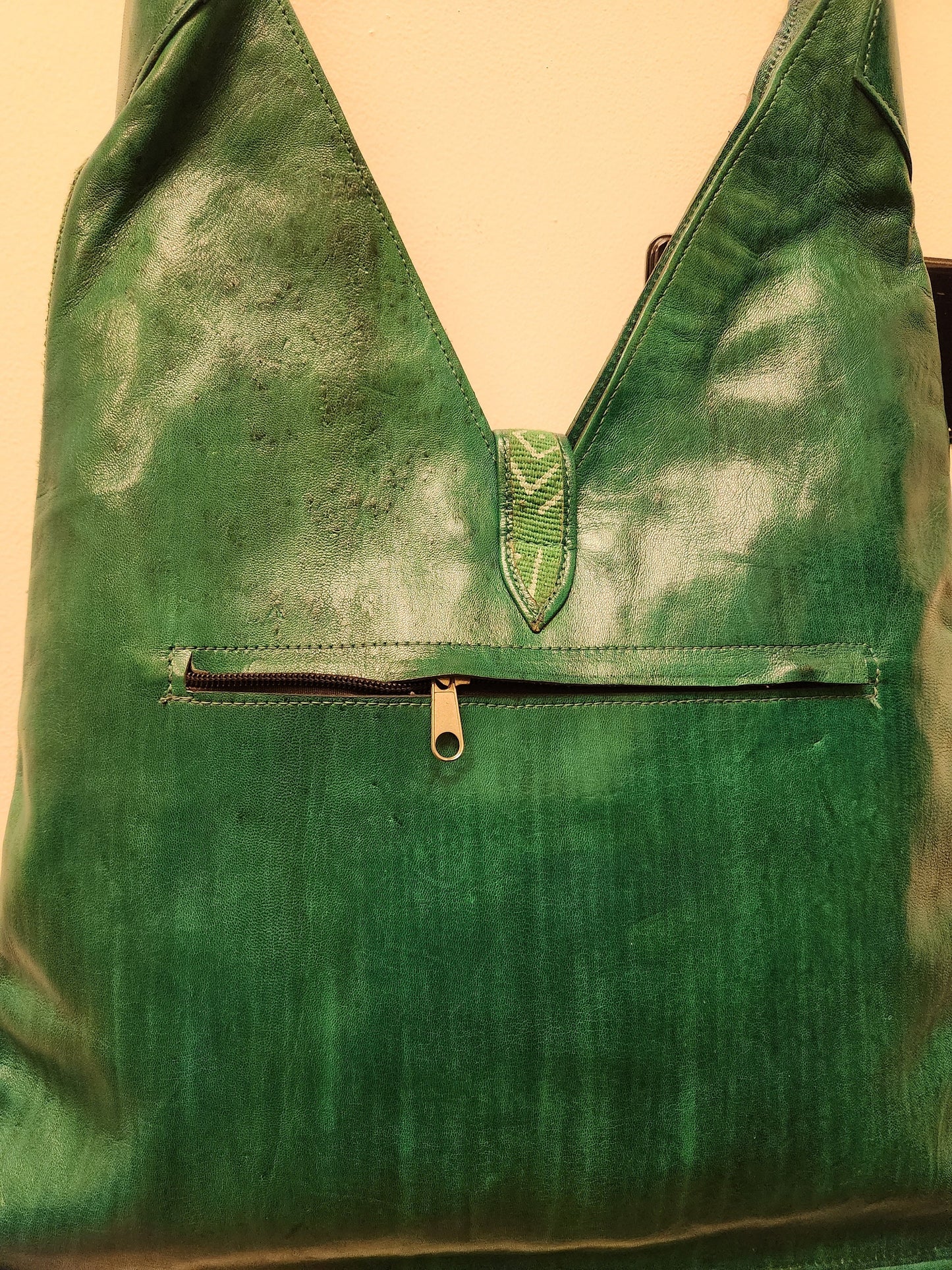 Handcrafted V Crossbody Bag/Mali Dogon Hunter Bag/Tuareg Leather Bag.