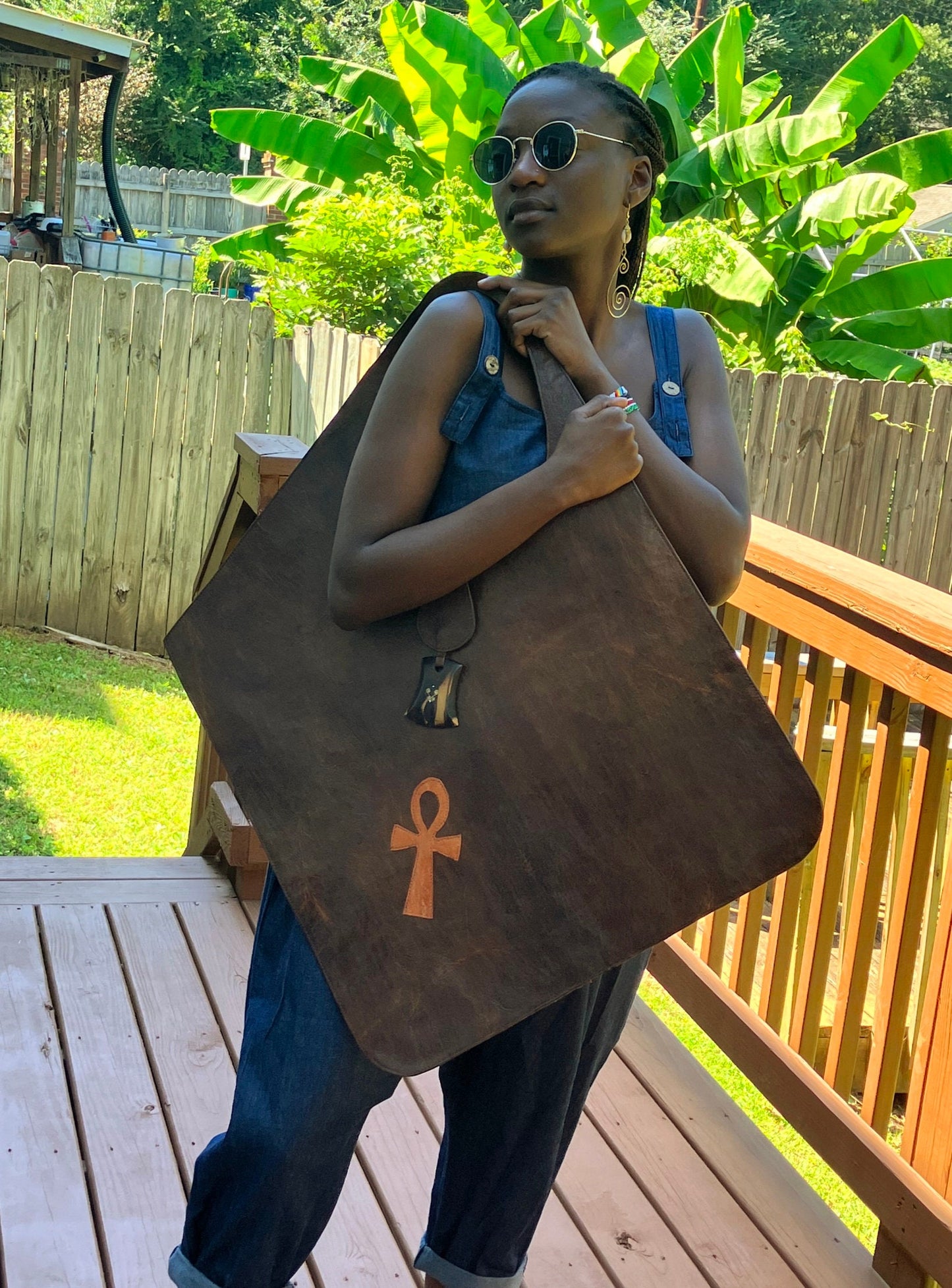 Exquisite XL Plate Leather Bag/handmade in Mali. 21x26x19 inches. Beautiful and rare Hand Dyed Leather Giant Portfolio shoulder bag.