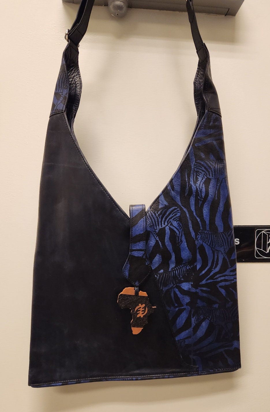 Handcrafted V Crossbody Bag/Mali Dogon Hunter Bag/Tuareg Leather Bag.