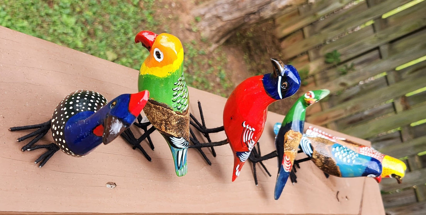 Wooden Birds handcrafted in Kenya/Multiple varieties/Wood Bird Ornament Collection