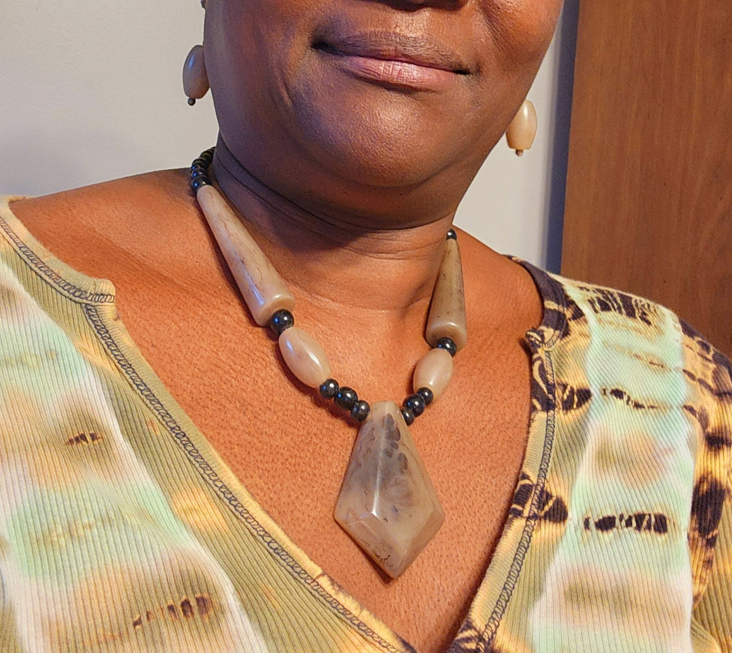 Recycled Horn Jewelry Set/Handcrafted Necklace/Kenya Jewelry/Christmas Gift.