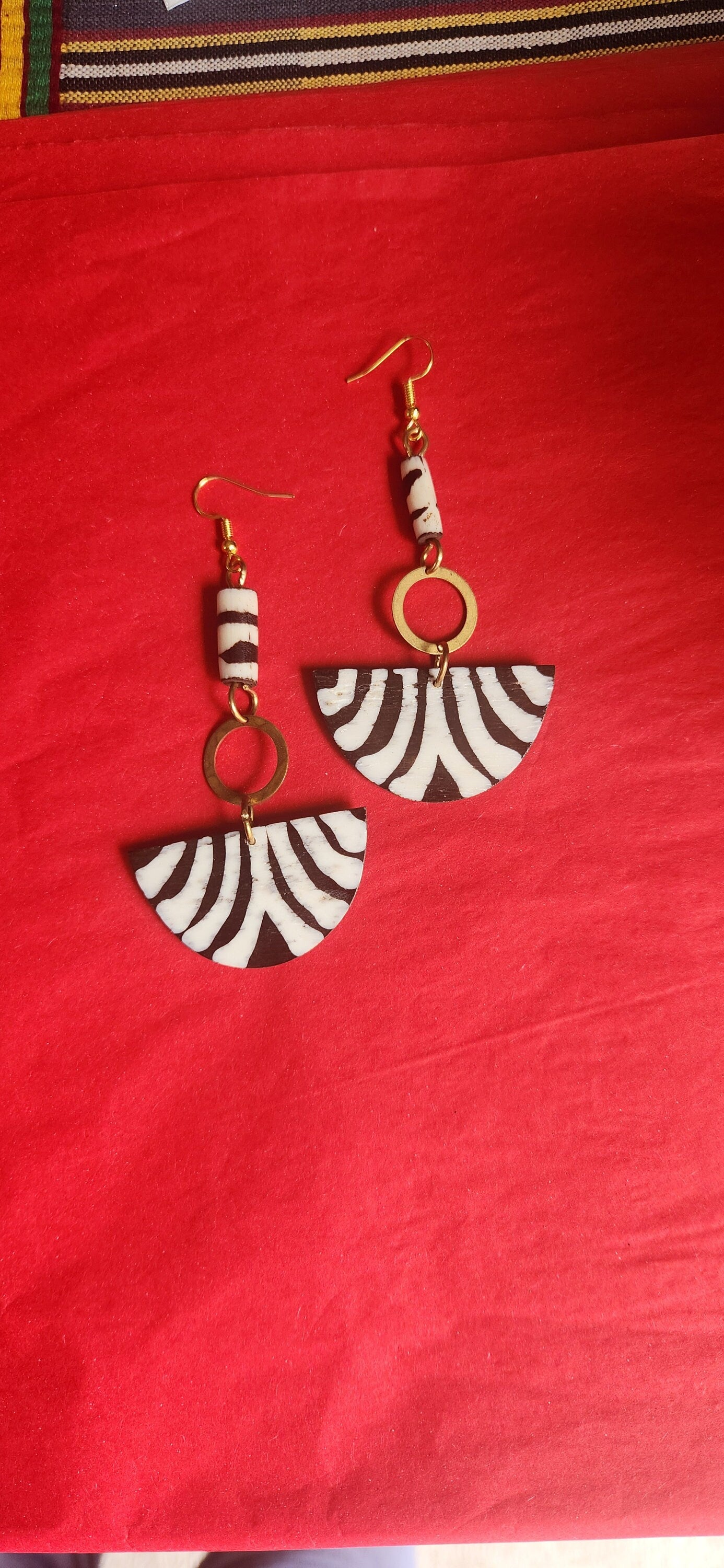Kenya Dangling Drop Bone Earrings/Gothic Statement Earrings/Ethnic Boho Earrings 3.5".