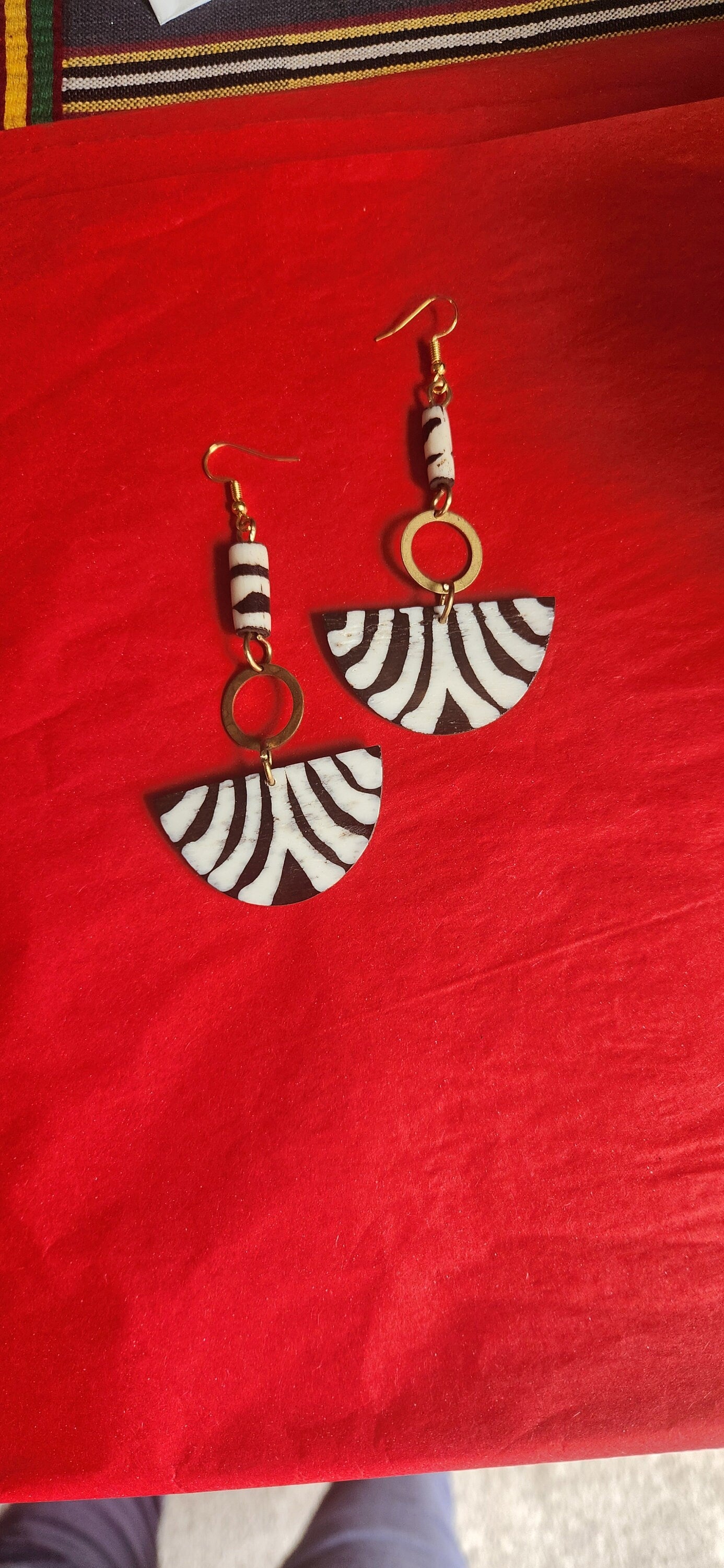 Kenya Dangling Drop Bone Earrings/Gothic Statement Earrings/Ethnic Boho Earrings 3.5".