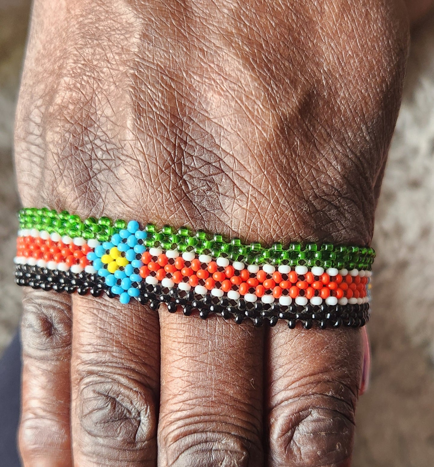 Burundi Flag Bracelet/Rwanda Flag Bracelet/Jamaica Flag Bracelet/Sudan Flag Bracelet/Jamaica Flag Bracelet. Med/Large Fishline non stretch.